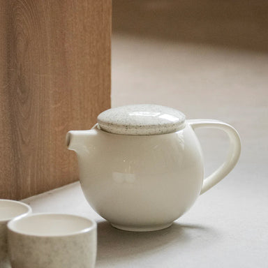 Loveramics Pro Tea Teapot with Infuser (400ml) - Beige